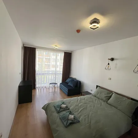 Nest By The Peaks In *