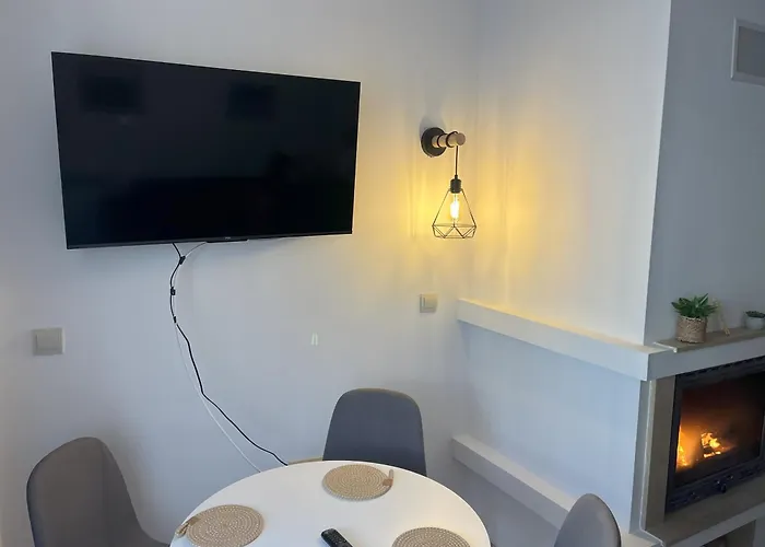 Nest By The Peaks In Апартамент