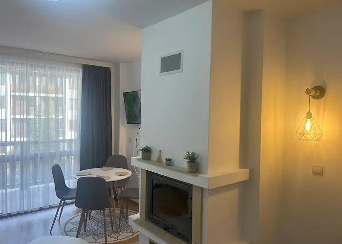 Nest By The Peaks In Апартамент