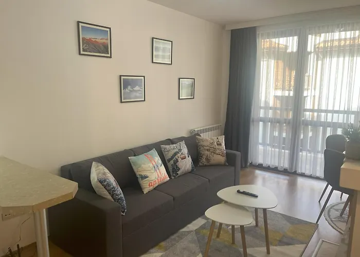 Nest By The Peaks In Апартамент *